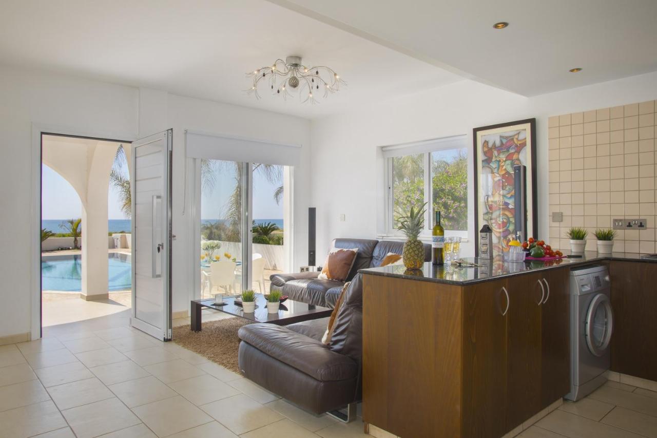 Villa Ayia Thekla Sea Front Ayia Napa Exterior foto